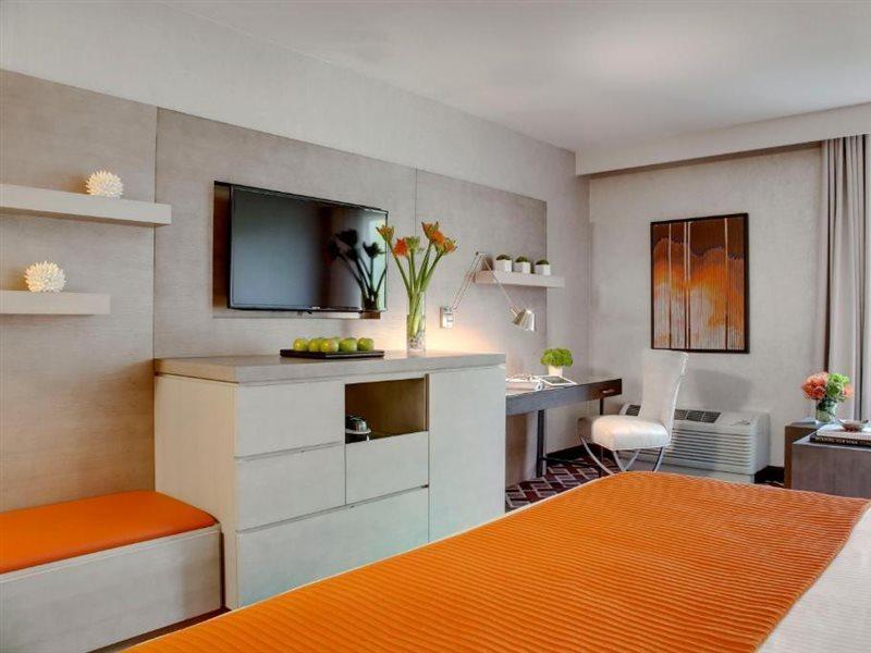 Hotel The Watershed Norwalk Exteriér fotografie