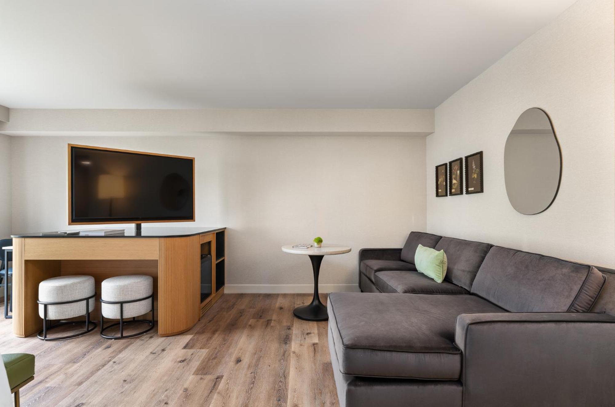 Hotel The Watershed Norwalk Exteriér fotografie